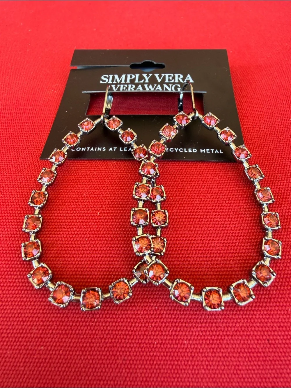VERA WANG Gunmetal & red crystal Teardrop earrings.